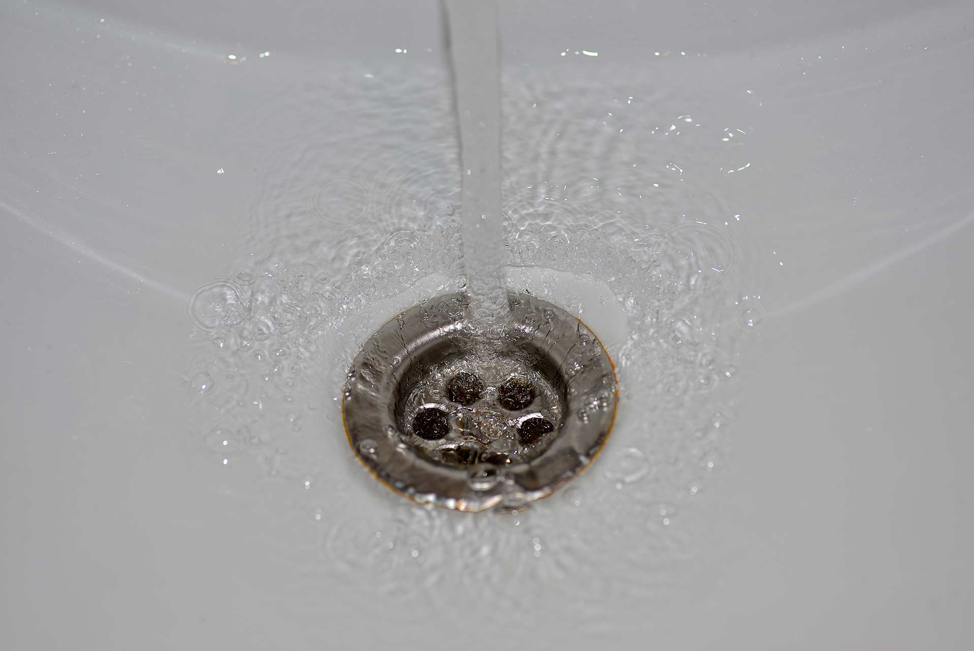 A2B Drains provides services to unblock blocked sinks and drains for properties in Billericay.